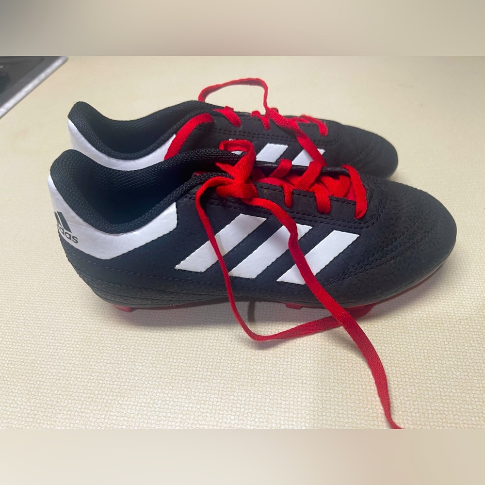 Adidas black red soccer cleats size 1 little Kids youth child boy girl